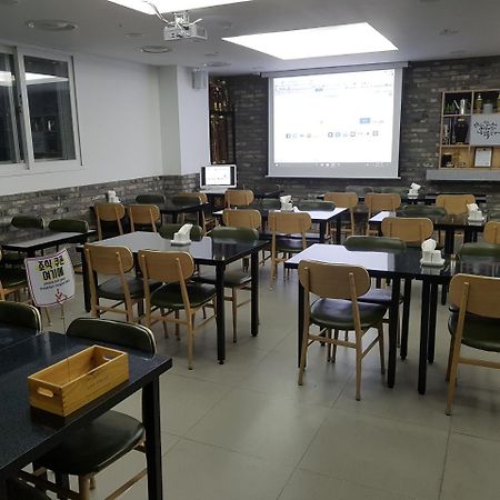 Gwangju Metropolitan City Venture Hotel מראה חיצוני תמונה