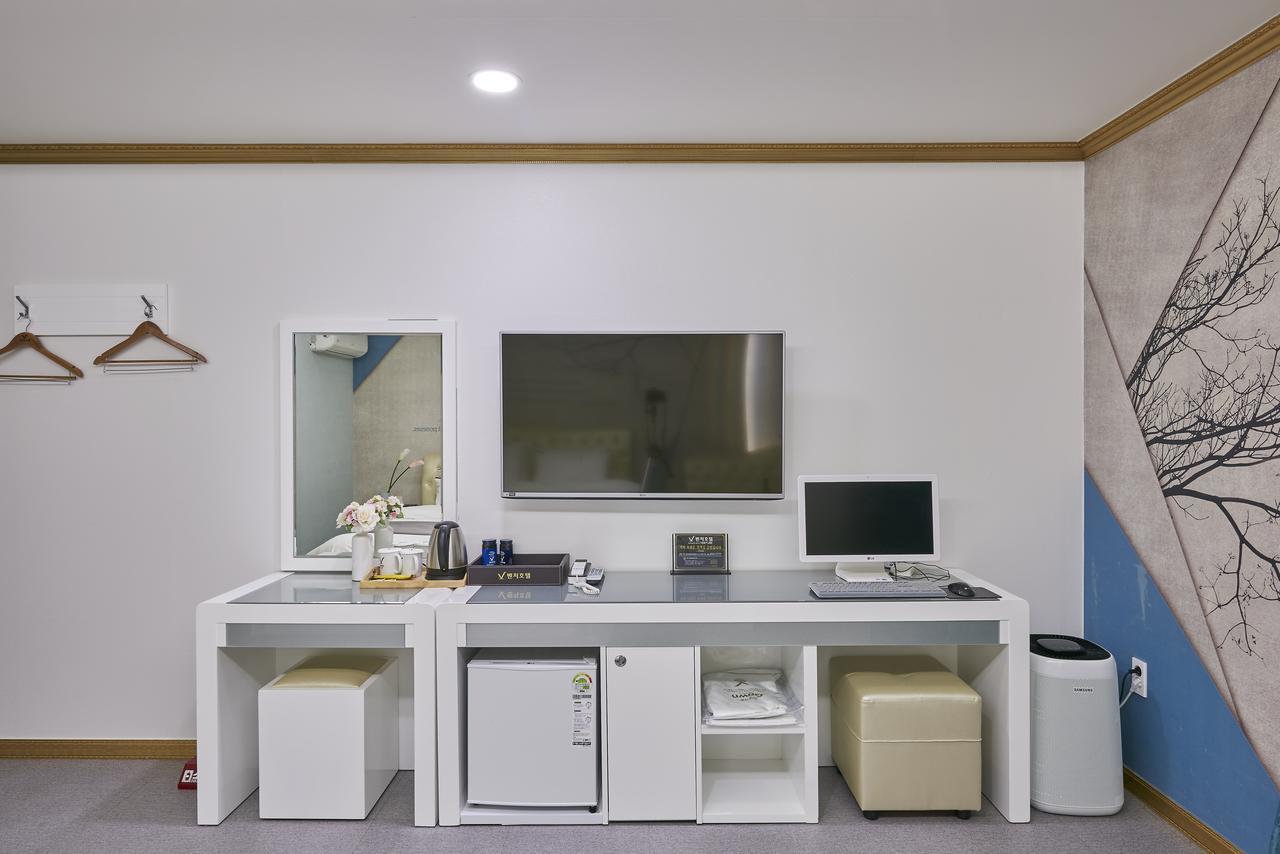 Gwangju Metropolitan City Venture Hotel מראה חיצוני תמונה
